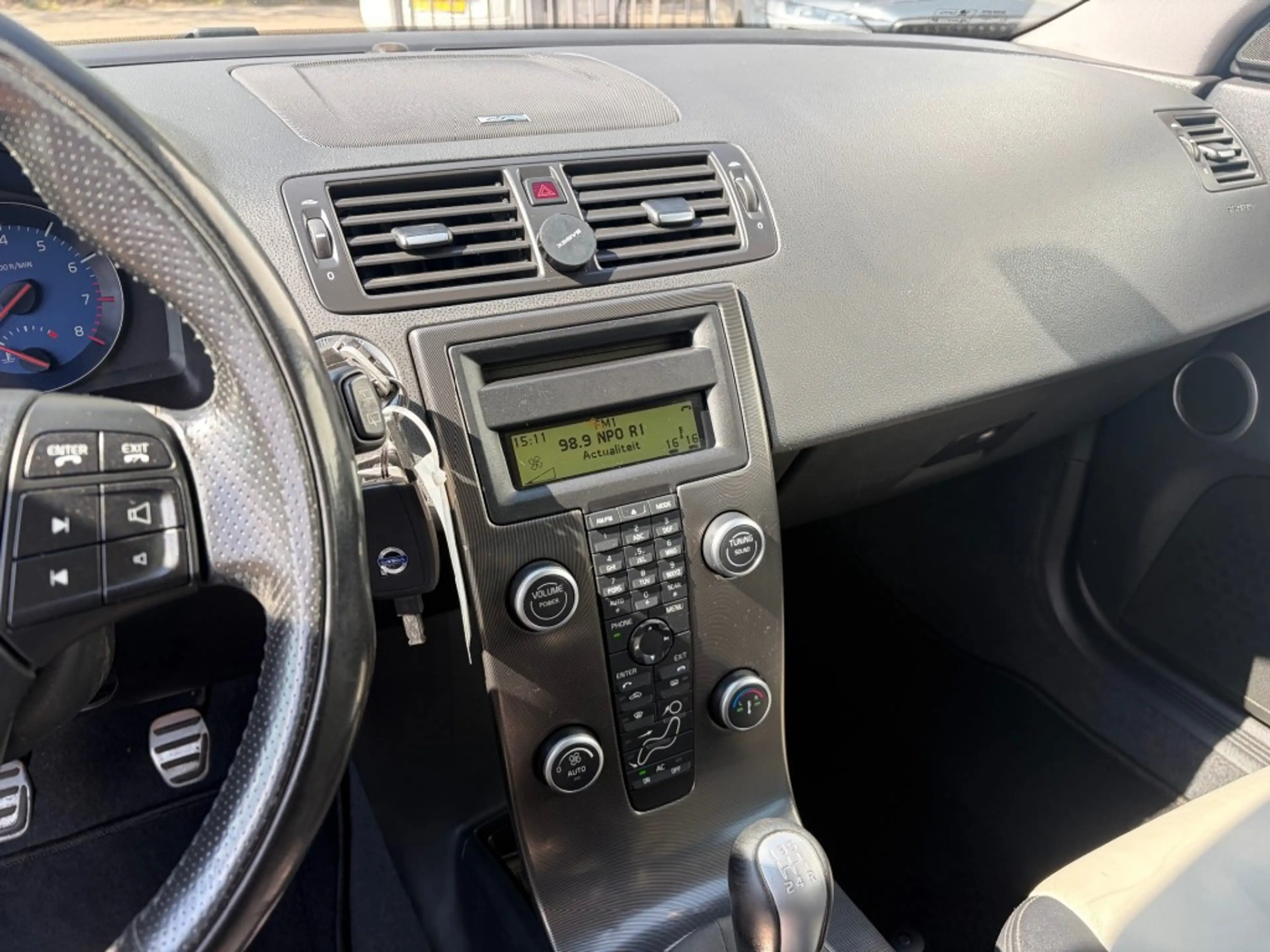 Volvo V50 2.0 R-design — photo 12