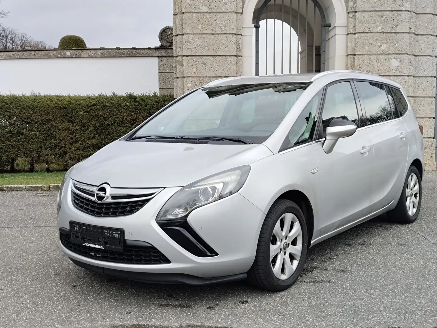 Opel Zafira Tourer Edition *PICKERL*PDC*7Sitze* Šedá - 1