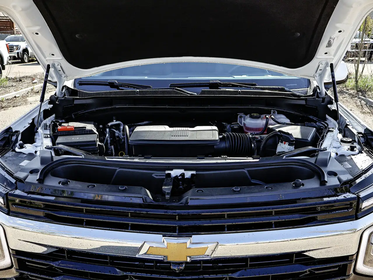 Chevrolet Tahoe снимка Chevrolet Tahoe