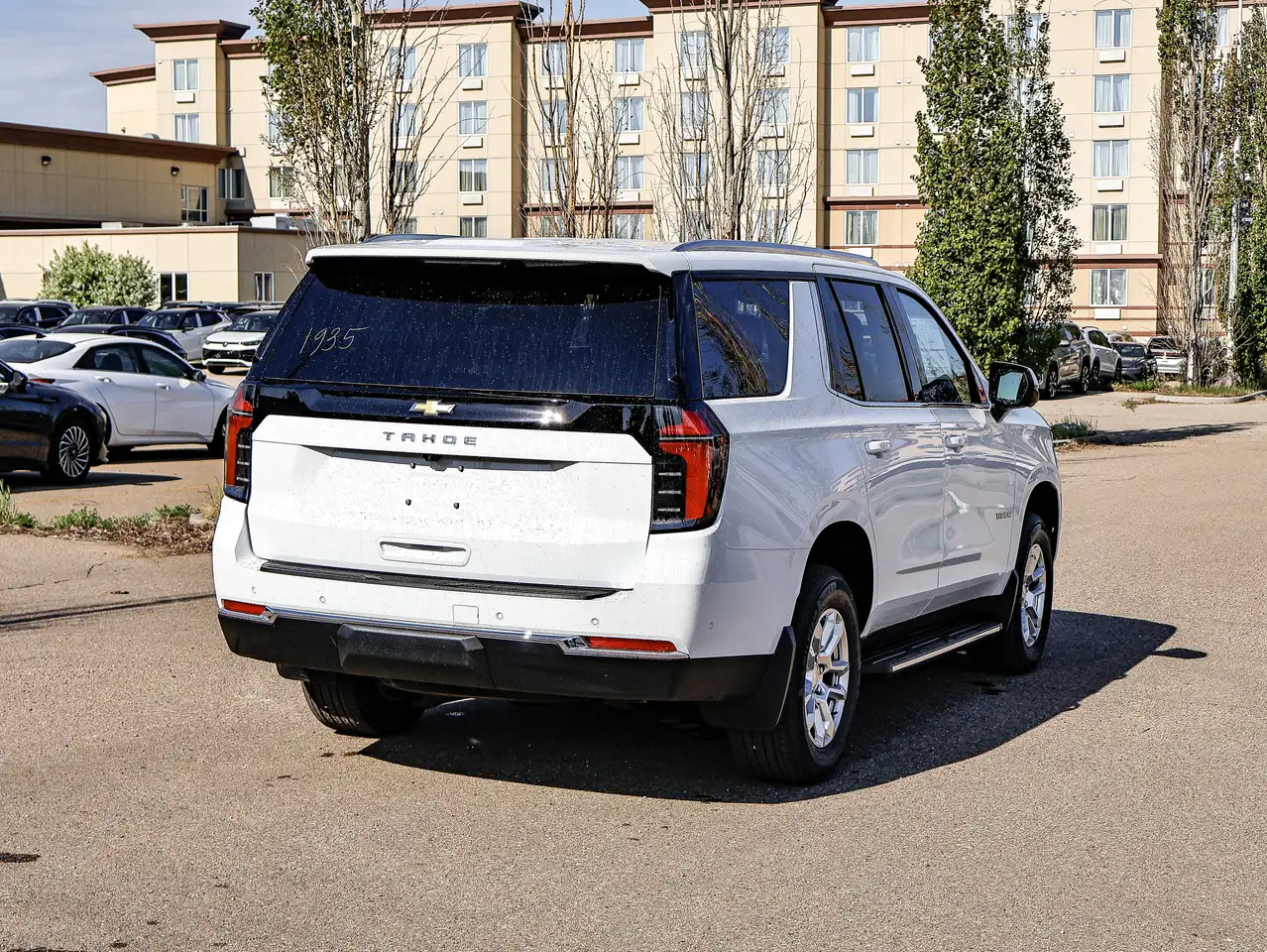 Chevrolet Tahoe снимка Chevrolet Tahoe