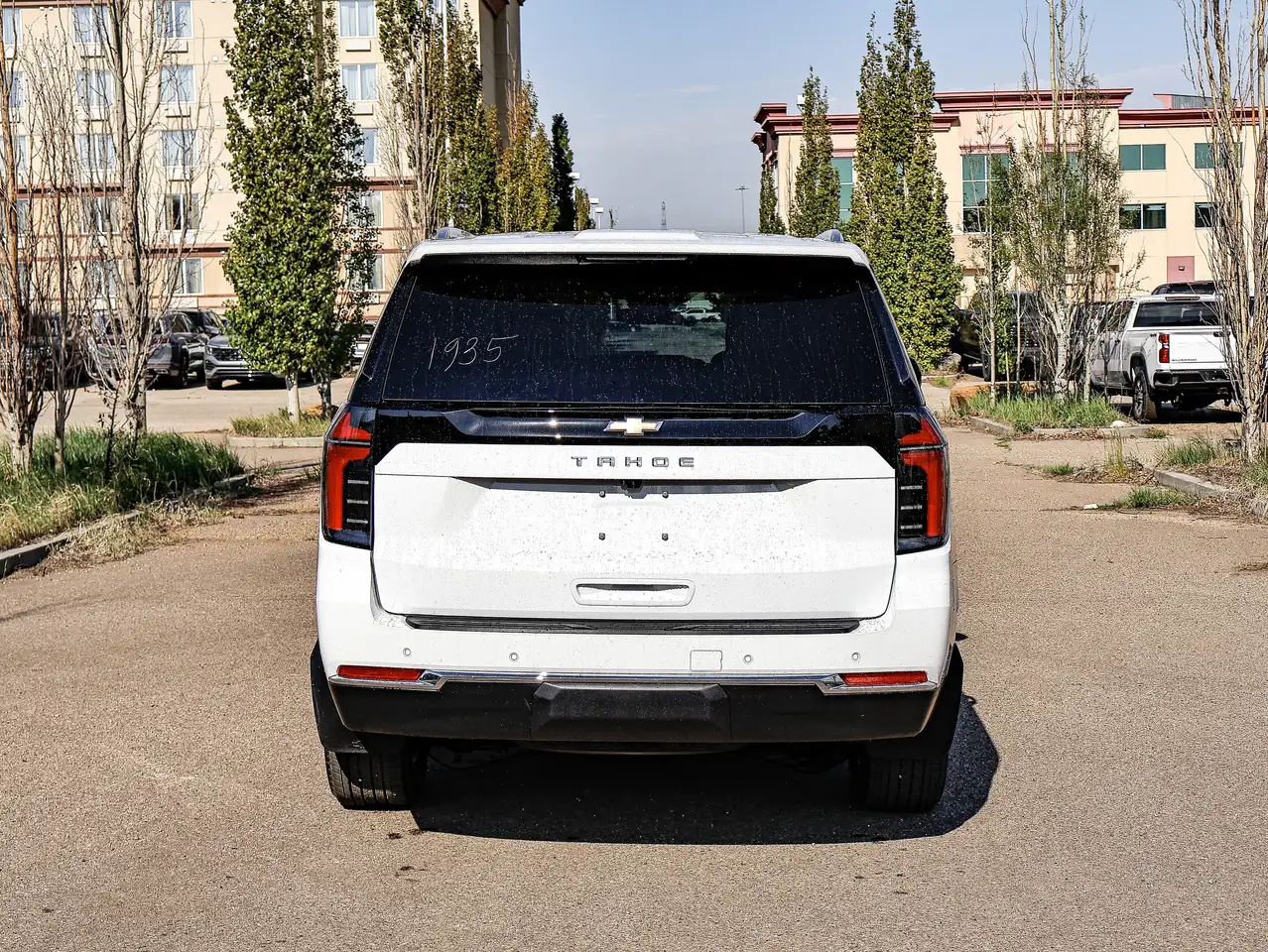 Chevrolet Tahoe снимка Chevrolet Tahoe