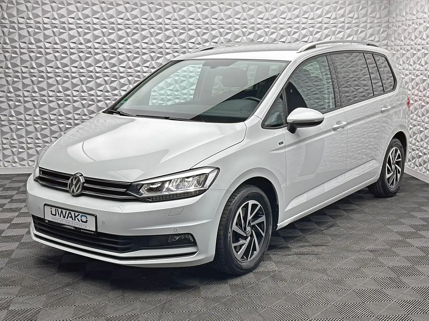 Volkswagen Touran 1.5 TSI JOIN/7-SITZE/AHK/ACC/RCAM/NAV/DSG Blanc - 2