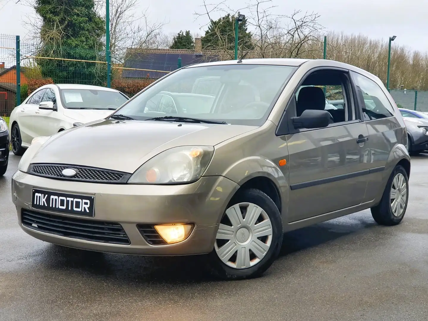 Ford Fiesta 🟢1.6 ESSENCE 101CV - BOITE AUTOMATIQUE Beige - 1