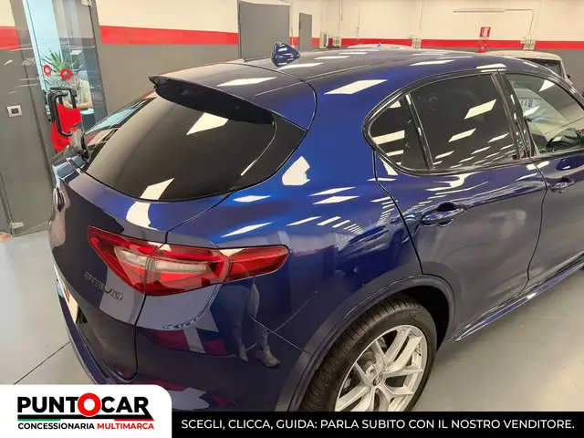 Alfa Romeo Stelvio view 15