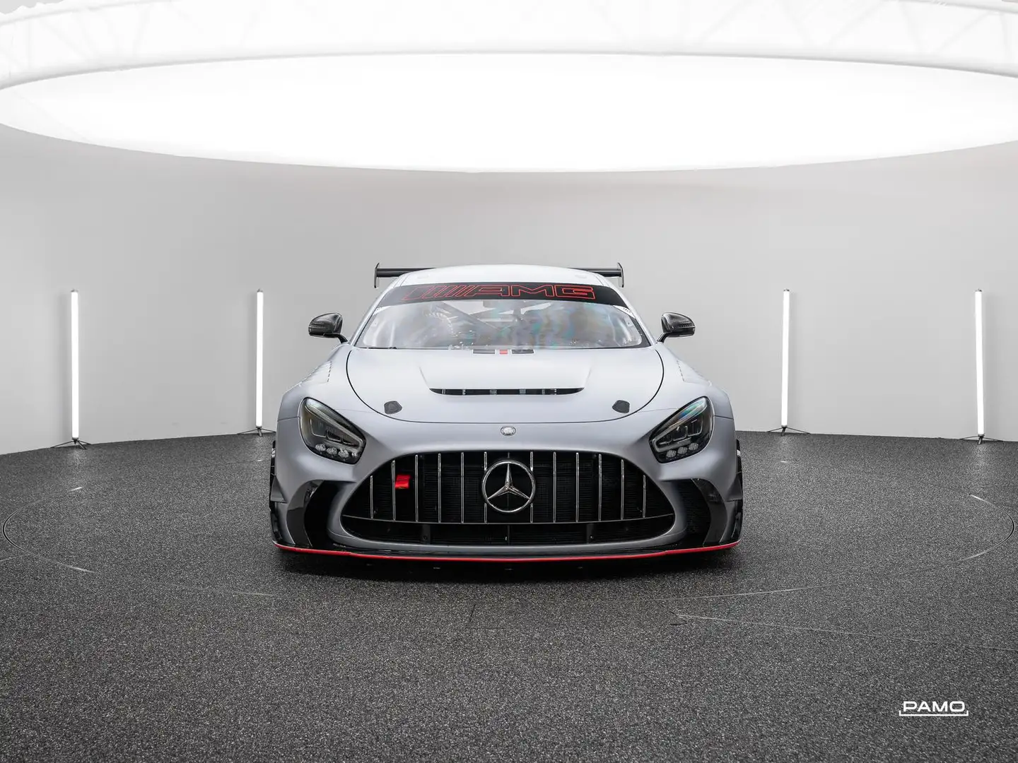 Mercedes-Benz AMG GT BS Track Series | 1 of 55 Silver - 2