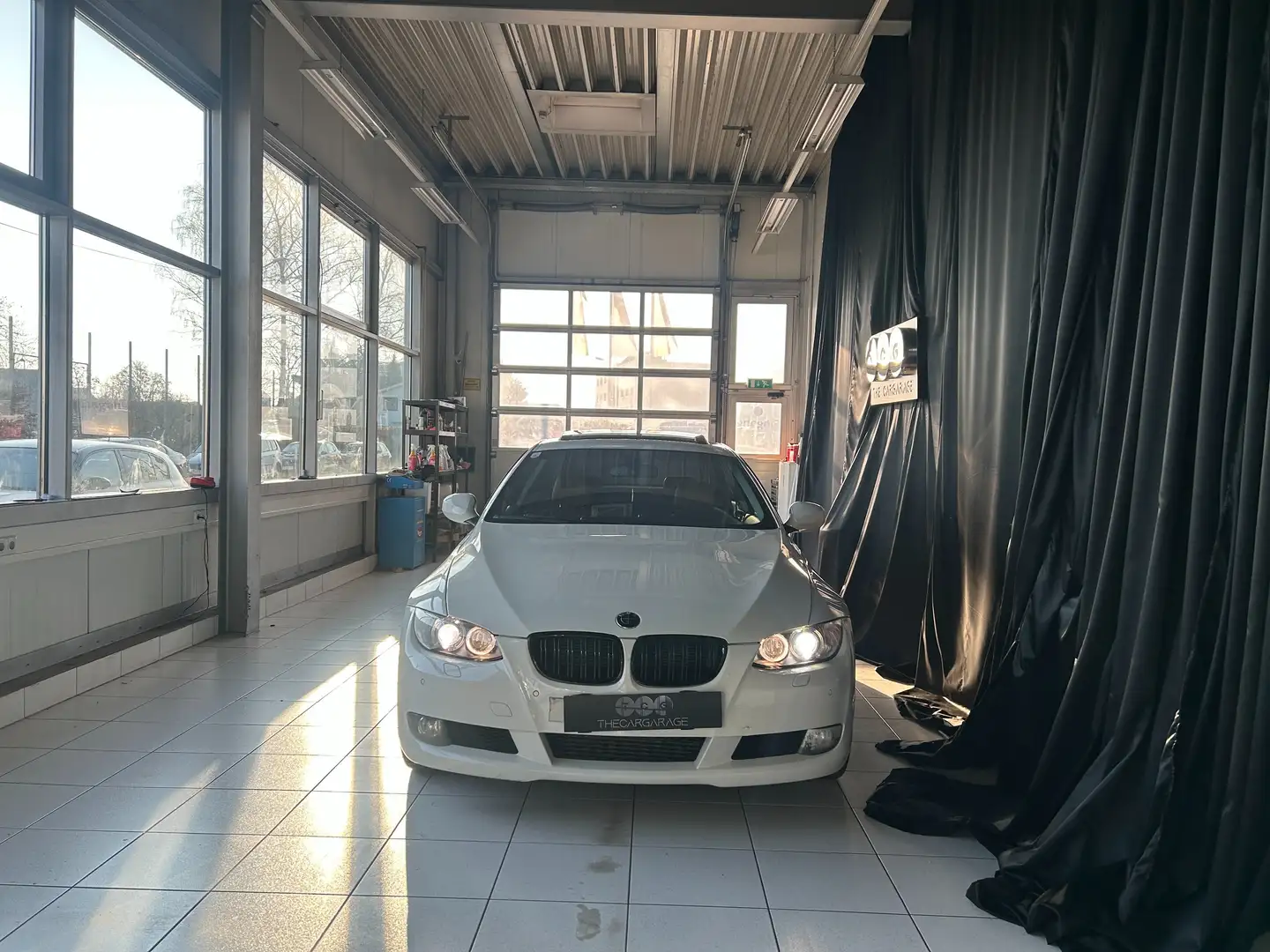 BMW 320 320d xDrive - 2