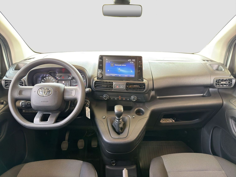 Toyota Proace L1 Combi Navi Sitzheizung Bluetooth PDC v+h — photo 11