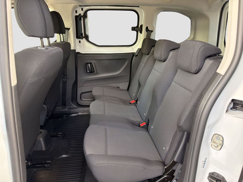 Toyota Proace L1 Combi Navi Sitzheizung Bluetooth PDC v+h — photo 13