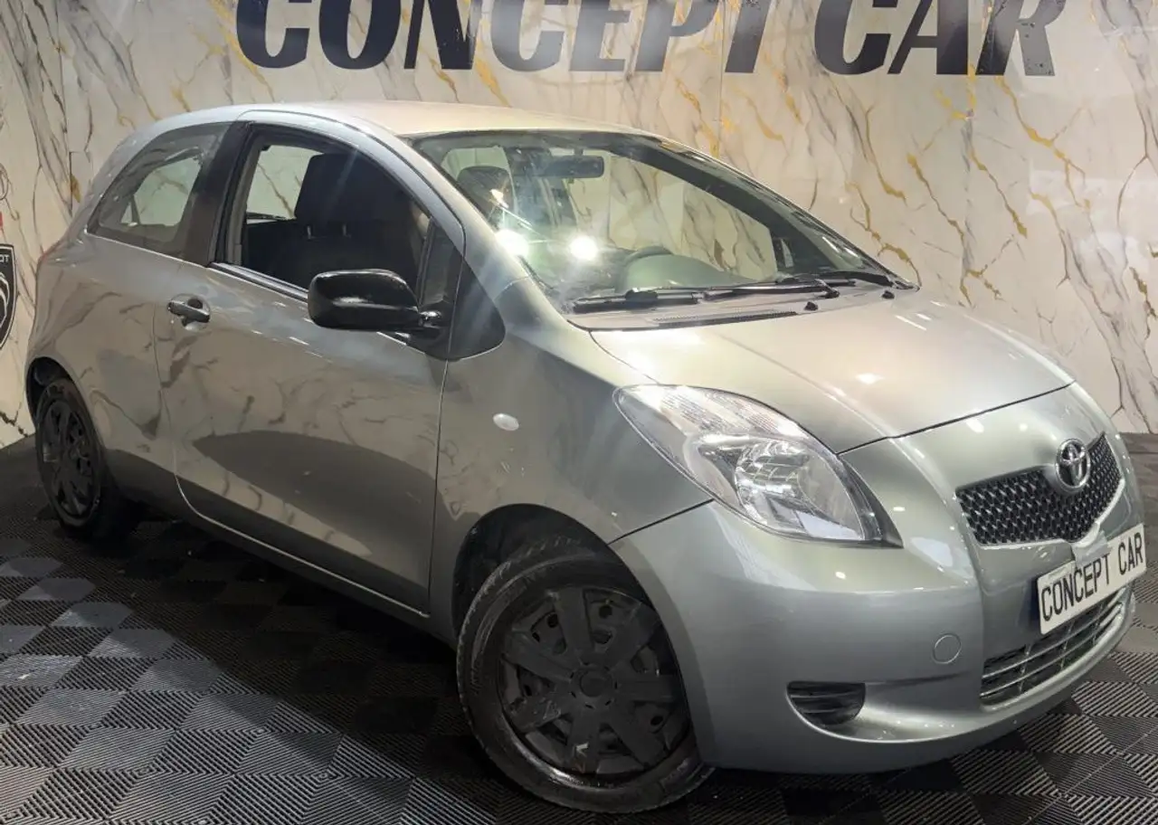 Toyota Yaris Yaris