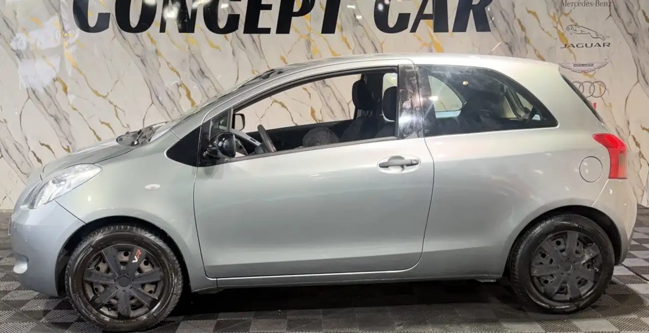 Toyota Yaris Yaris — photo 4