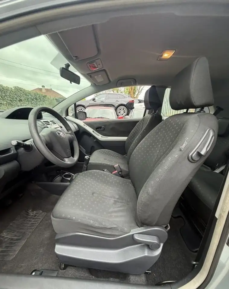 Toyota Yaris Yaris — photo 10