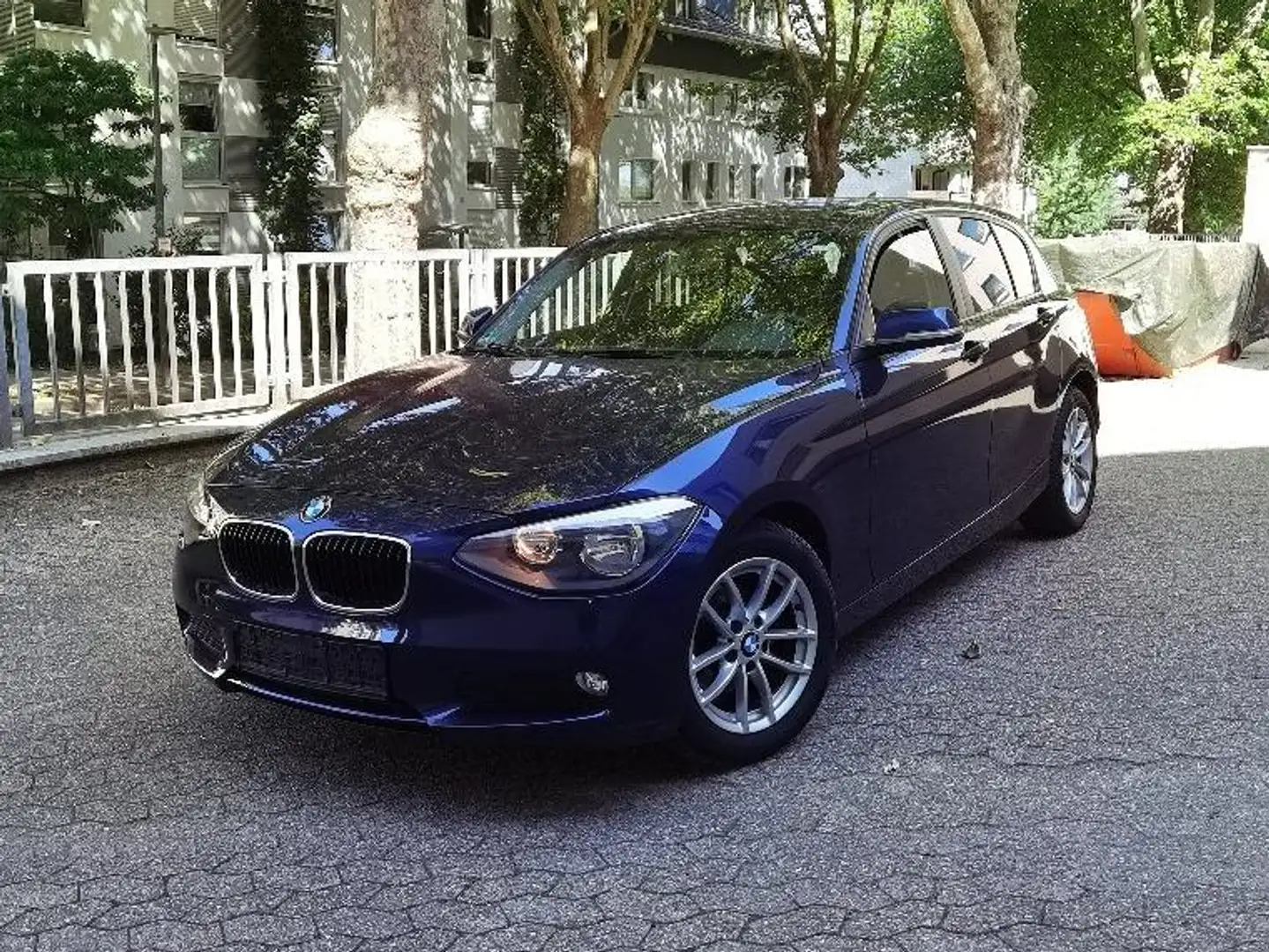 BMW 116 116i Blau - 1