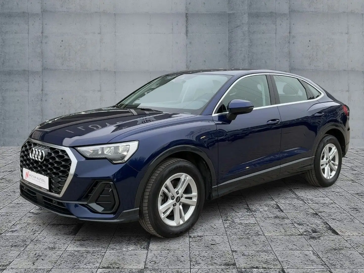 Audi Q3 35 TFSI LED+NAVI+AHK+DAB+SHZ+GRA+VC Blau - 2