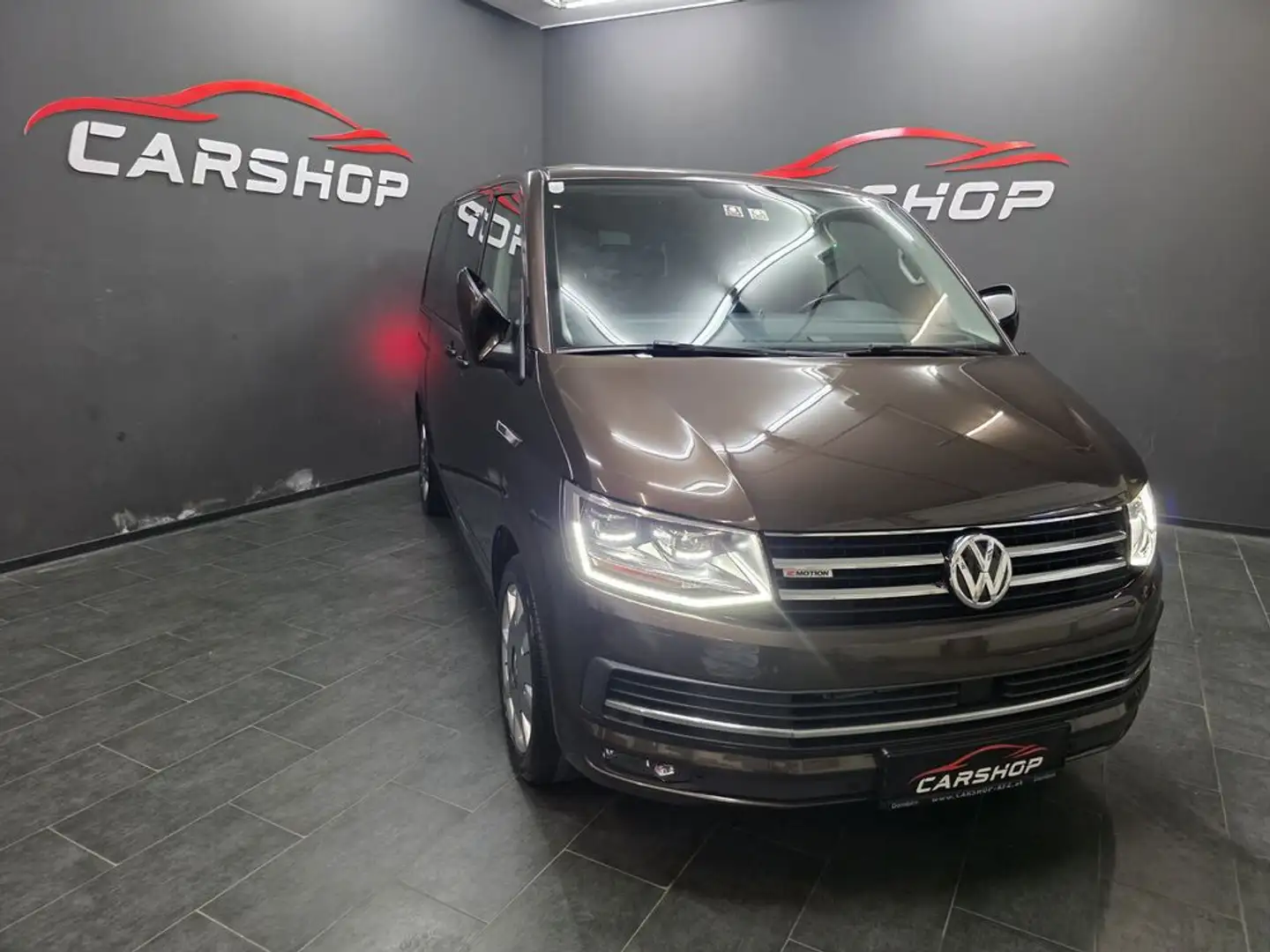 Volkswagen T6 Multivan Bulli  Generation Six 4Motion Braun - 2