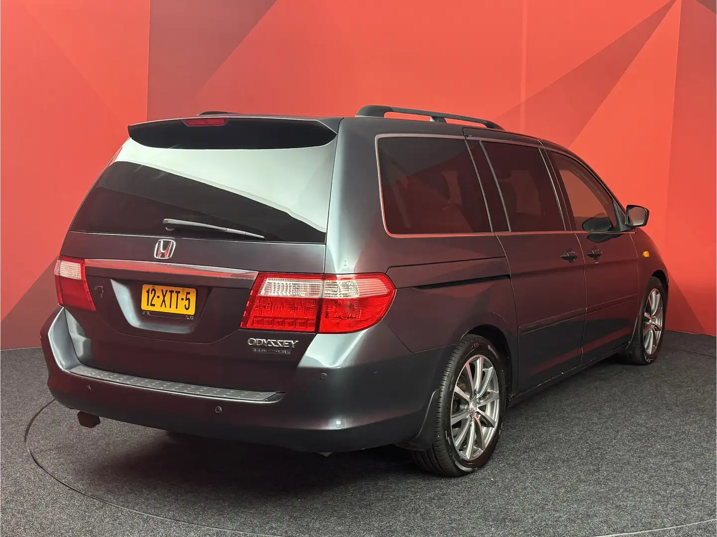 Honda Odyssey | Zo mee | Lees text | Read text Gris - 2