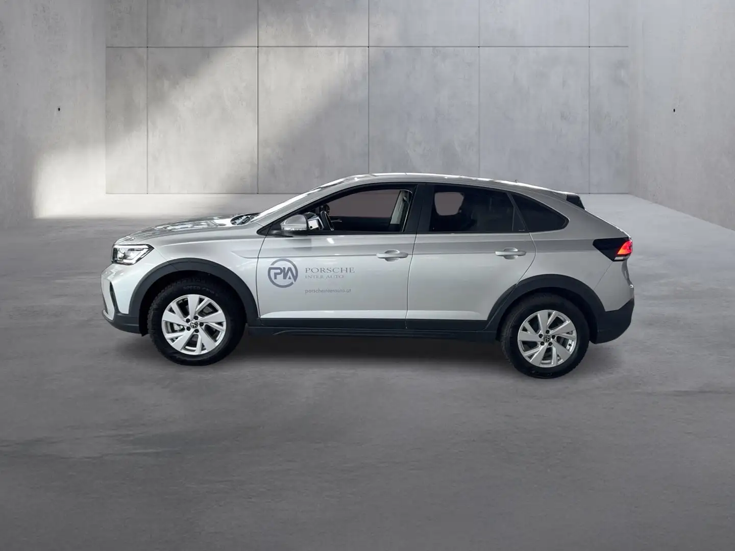 Volkswagen Taigo 4Me TSI Silber - 2