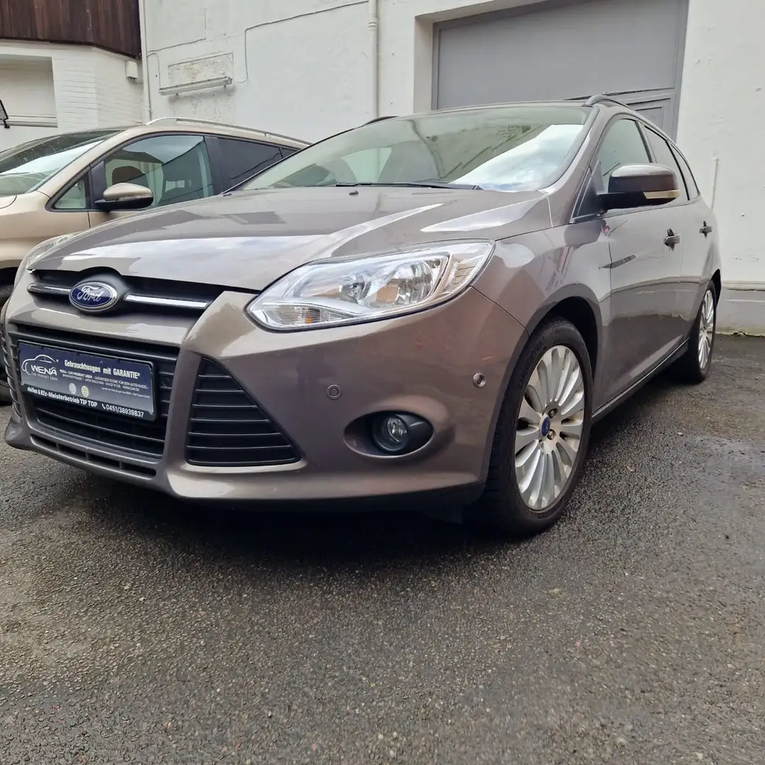 Ford Focus 1,6 Ti-VCT TÜV 04/2027 Grau - 1