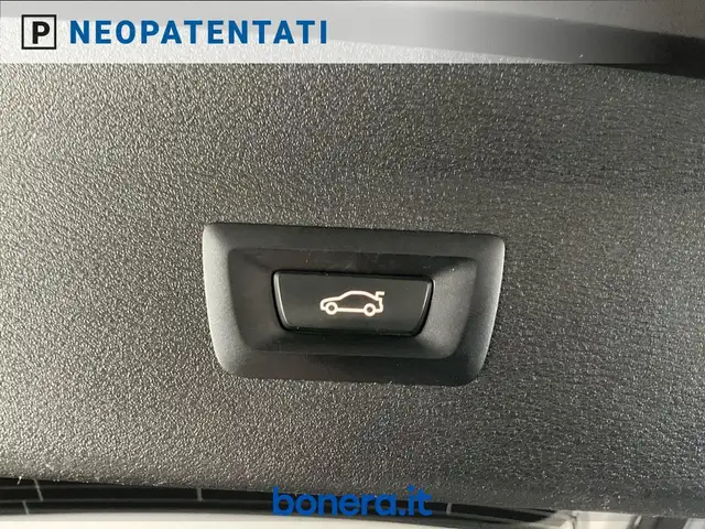 BMW X1 view 14
