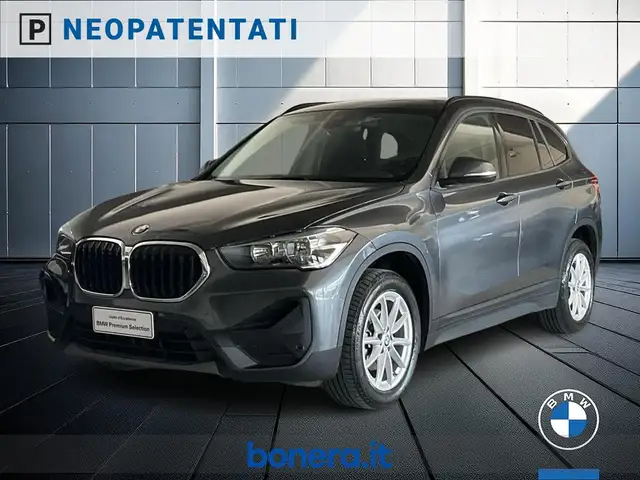 BMW X1 main image