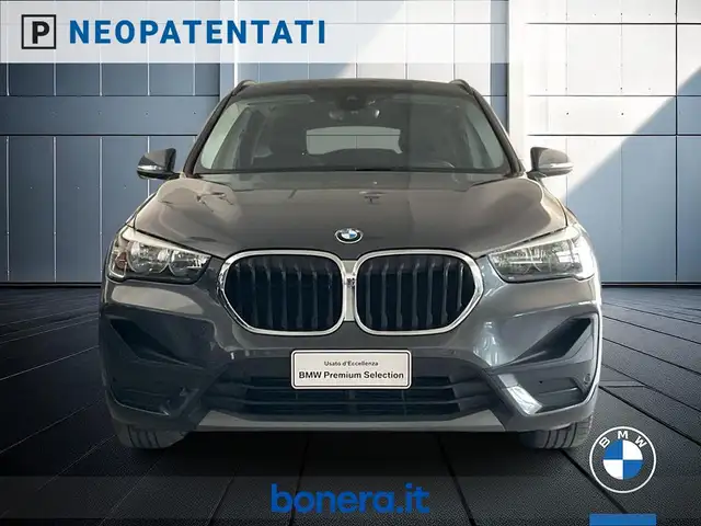 BMW X1 view 3