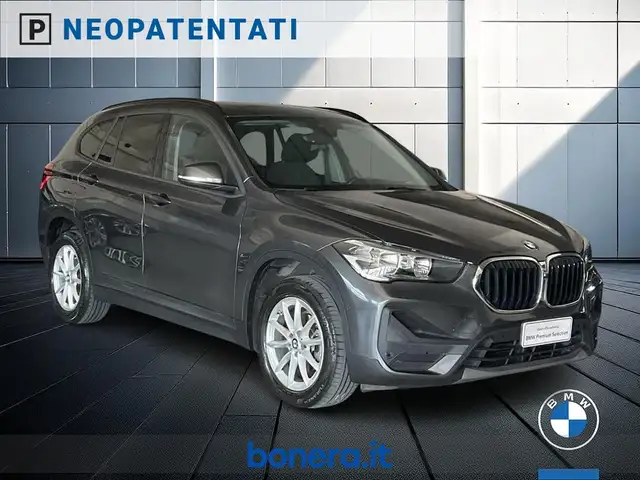 BMW X1 view 4