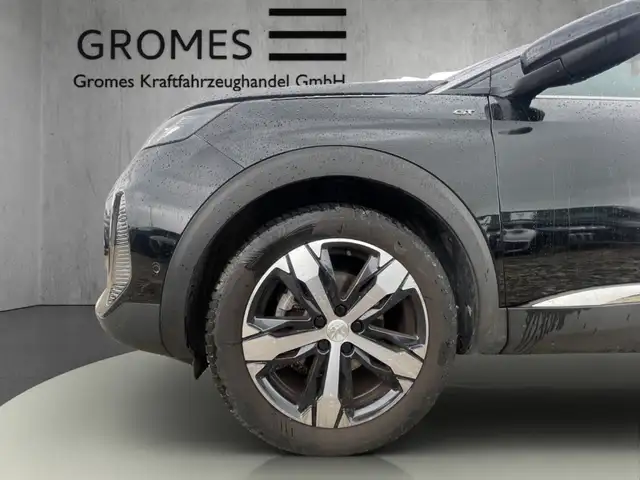 Peugeot 3008 view 11