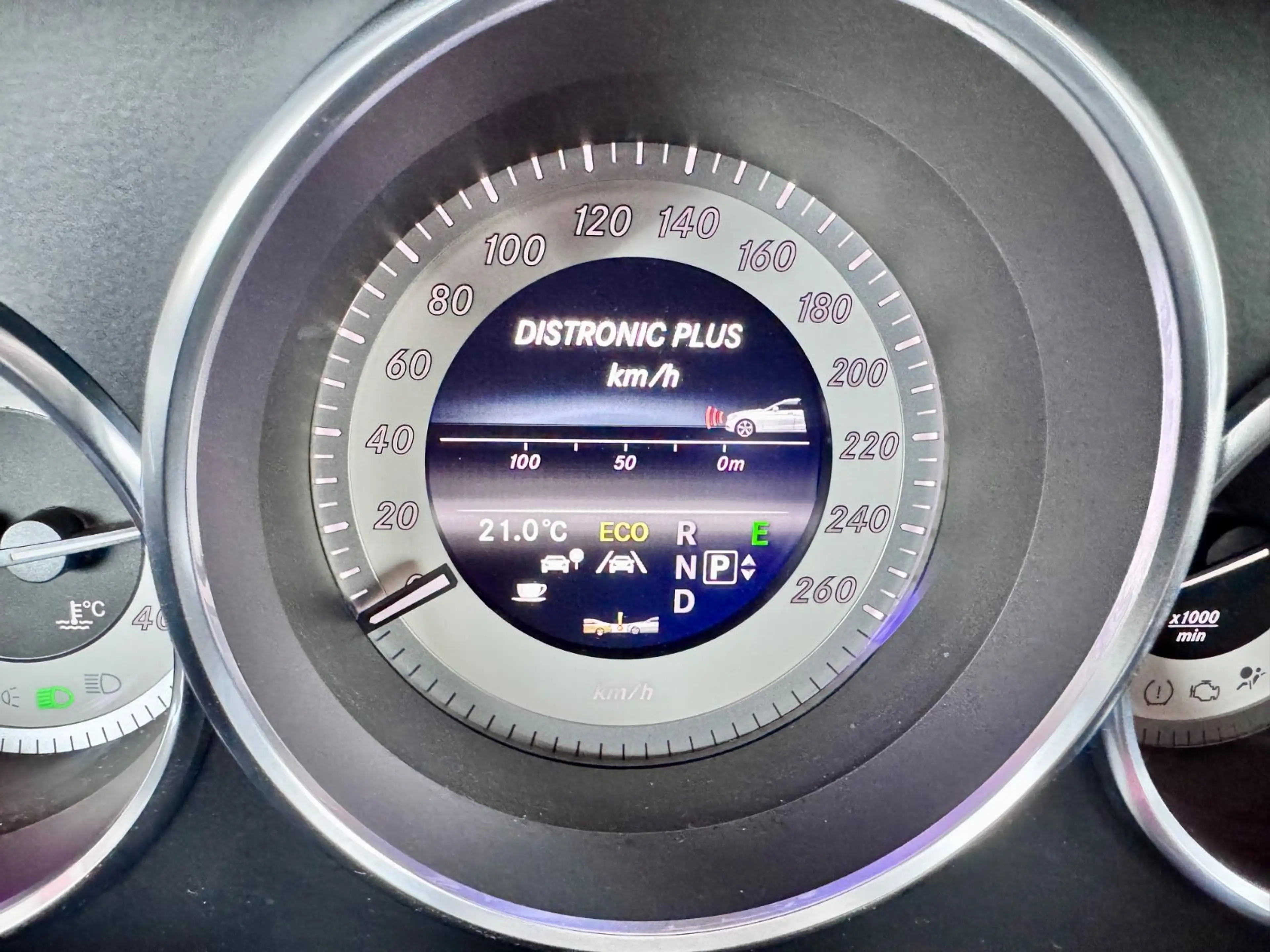 Mercedes-Benz CLS 500 AMG Paket 4Matic Distronic Arimatic ILS — photo 13