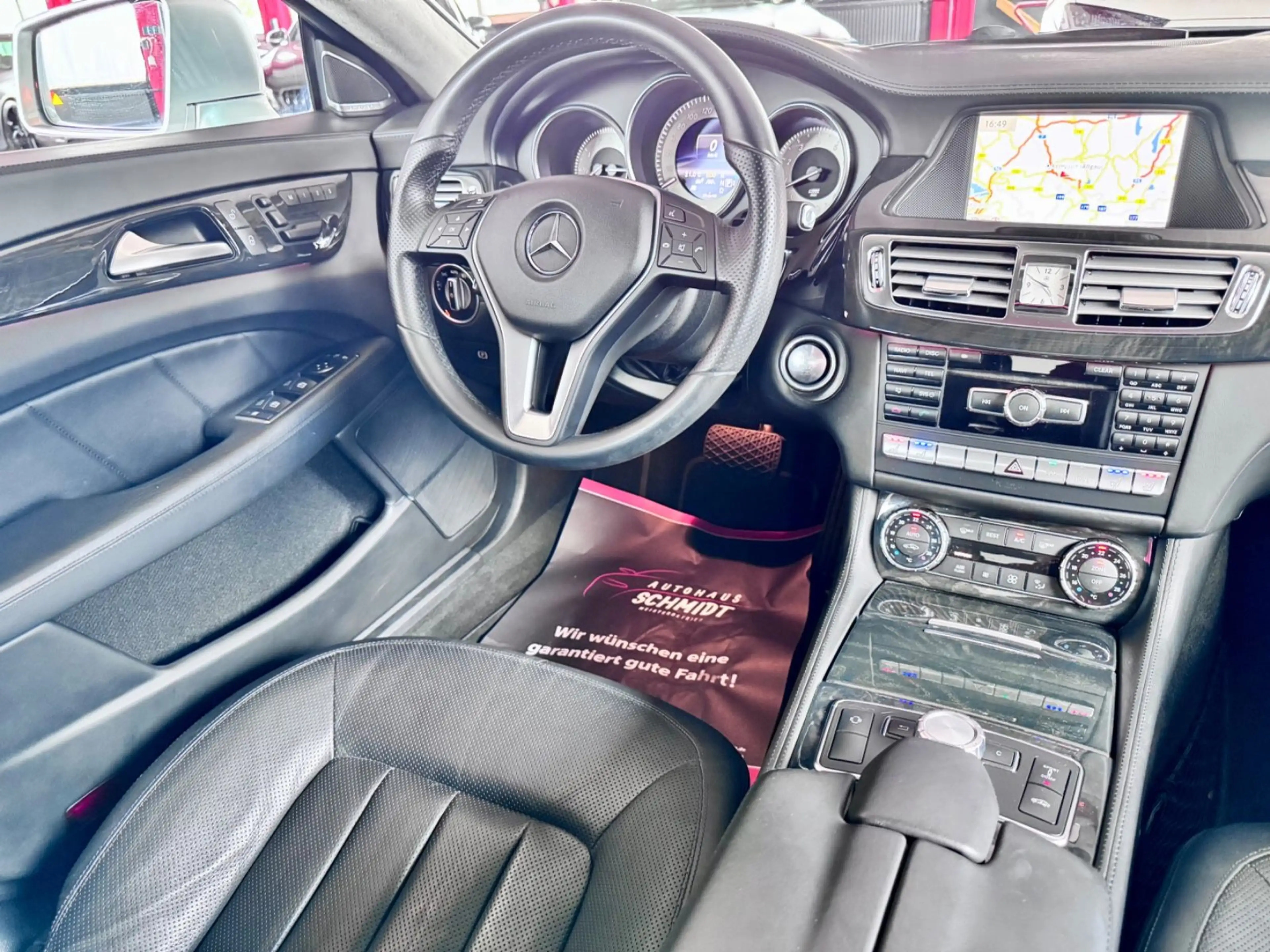 Mercedes-Benz CLS 500 AMG Paket 4Matic Distronic Arimatic ILS — photo 3