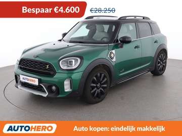 Cooper S E Hybrid ALL4 John Cooper Works Trim