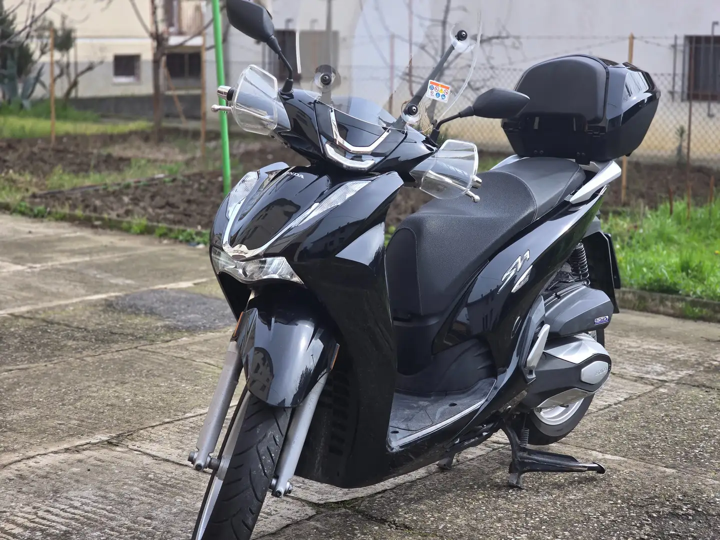 Honda SH 350i Standard Nero - 1