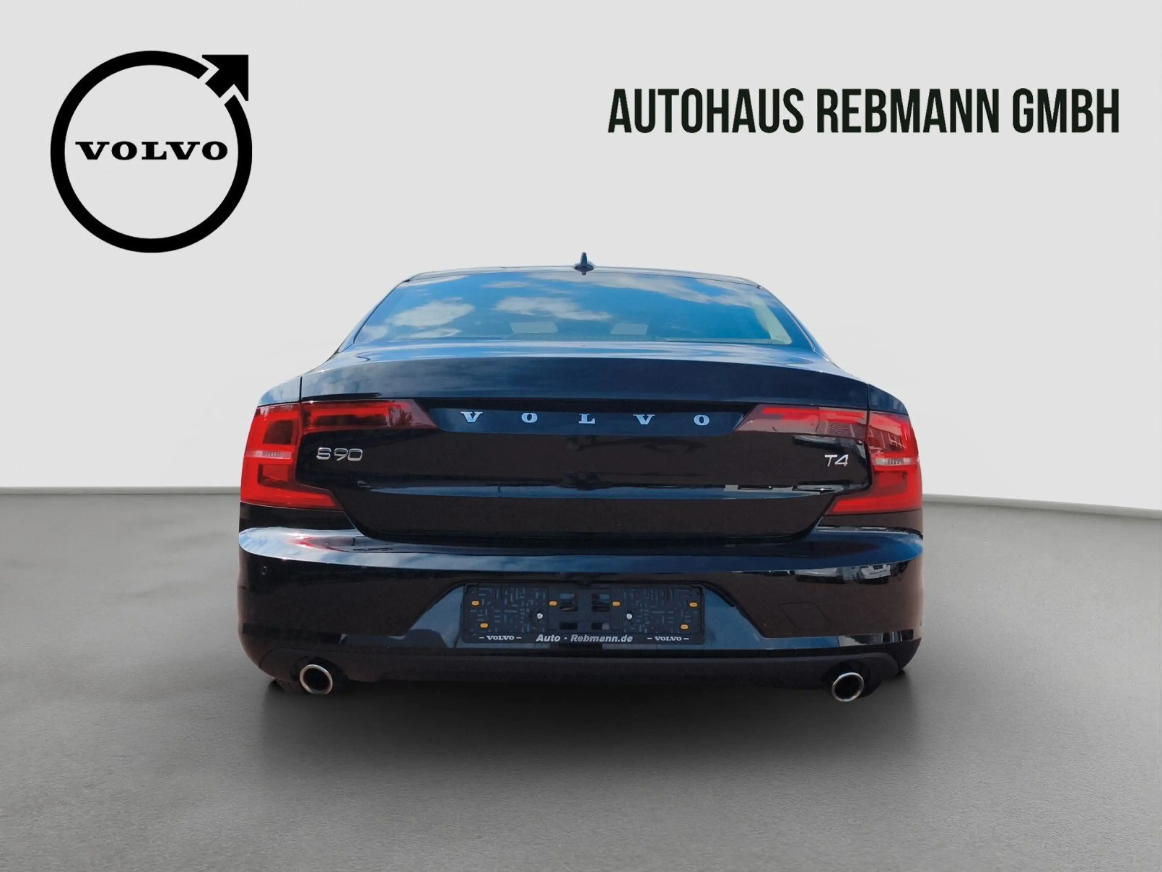 Volvo S90 T4 Momentum — photo 5