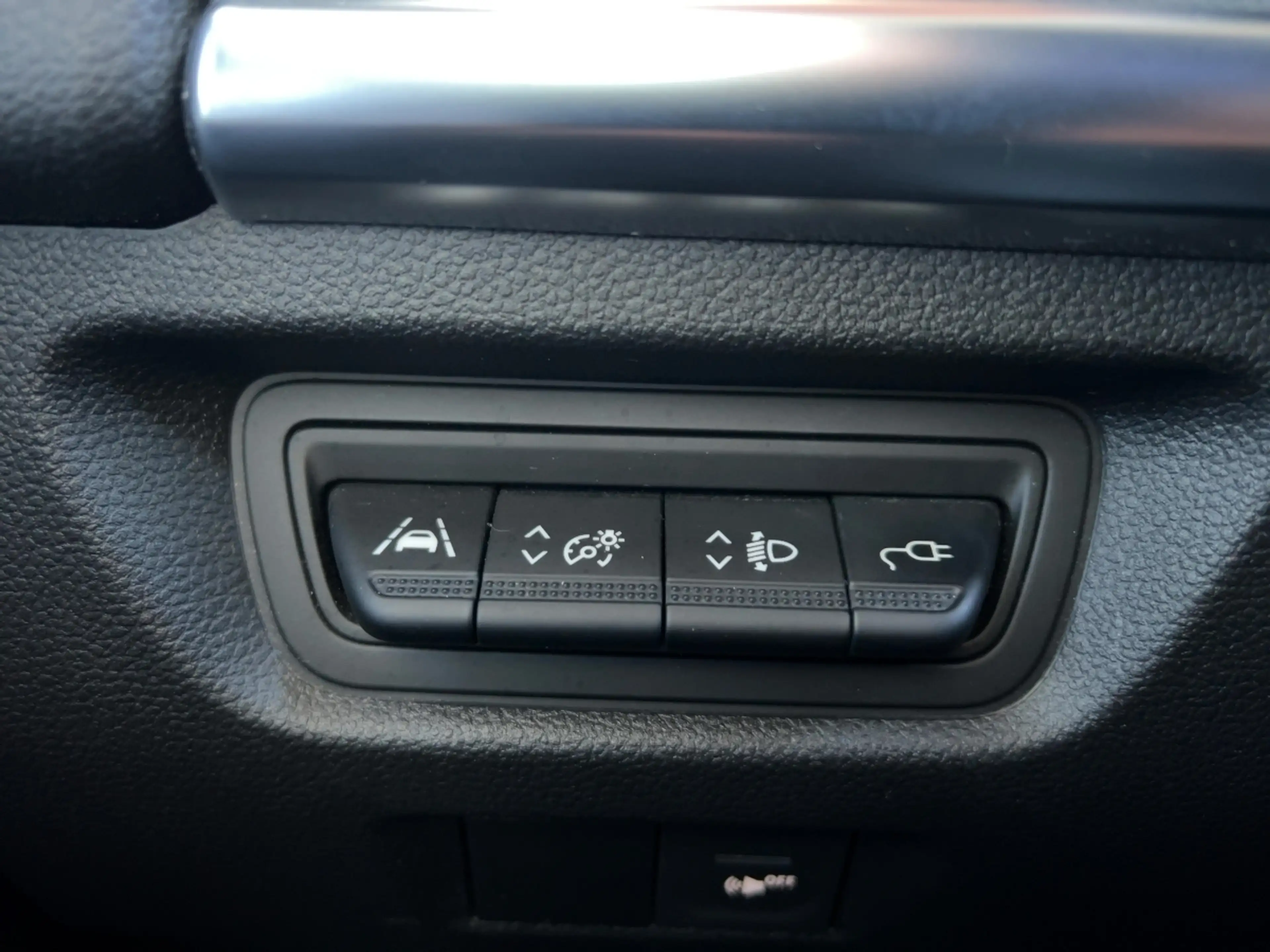 Renault ZOE E-Tech 100% el. INTENS Batteriekauf R135 Z.E. 50 — photo 18