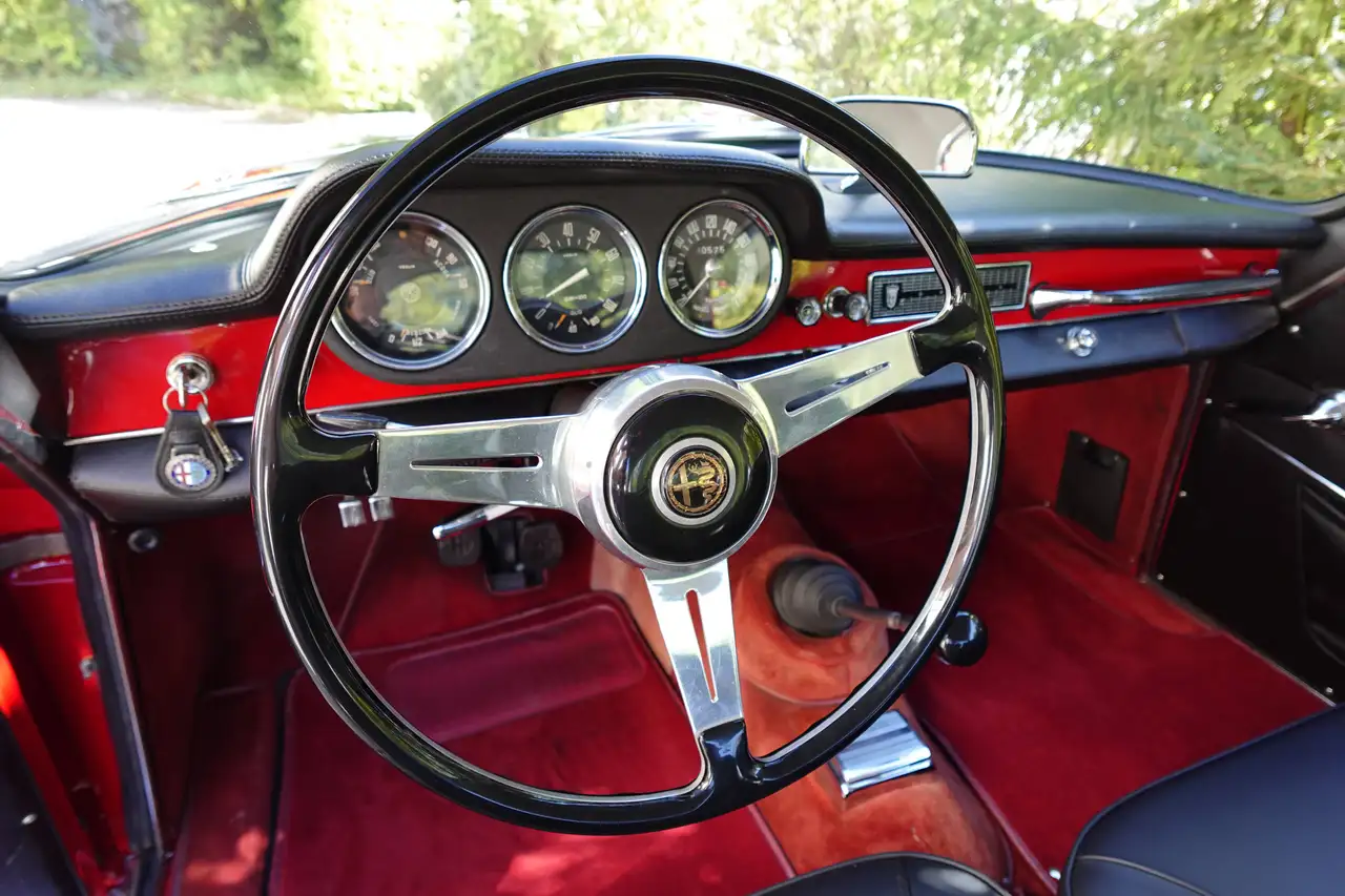 Alfa Romeo Giulia Sprint 1600 (101.12), foto 8