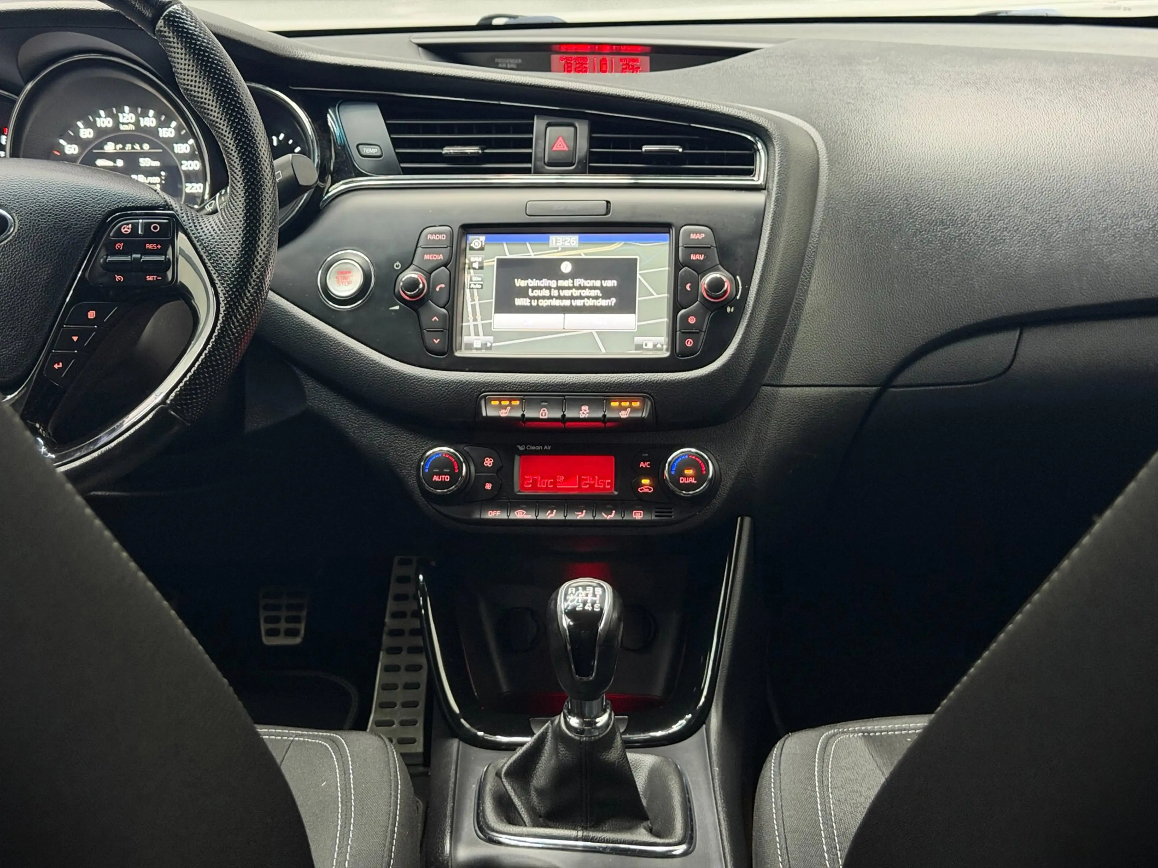 Kia ProCeed / pro_cee'd 1.0 T-GDi GT-Line - Camera - Clima - Cruise - LM V — photo 14