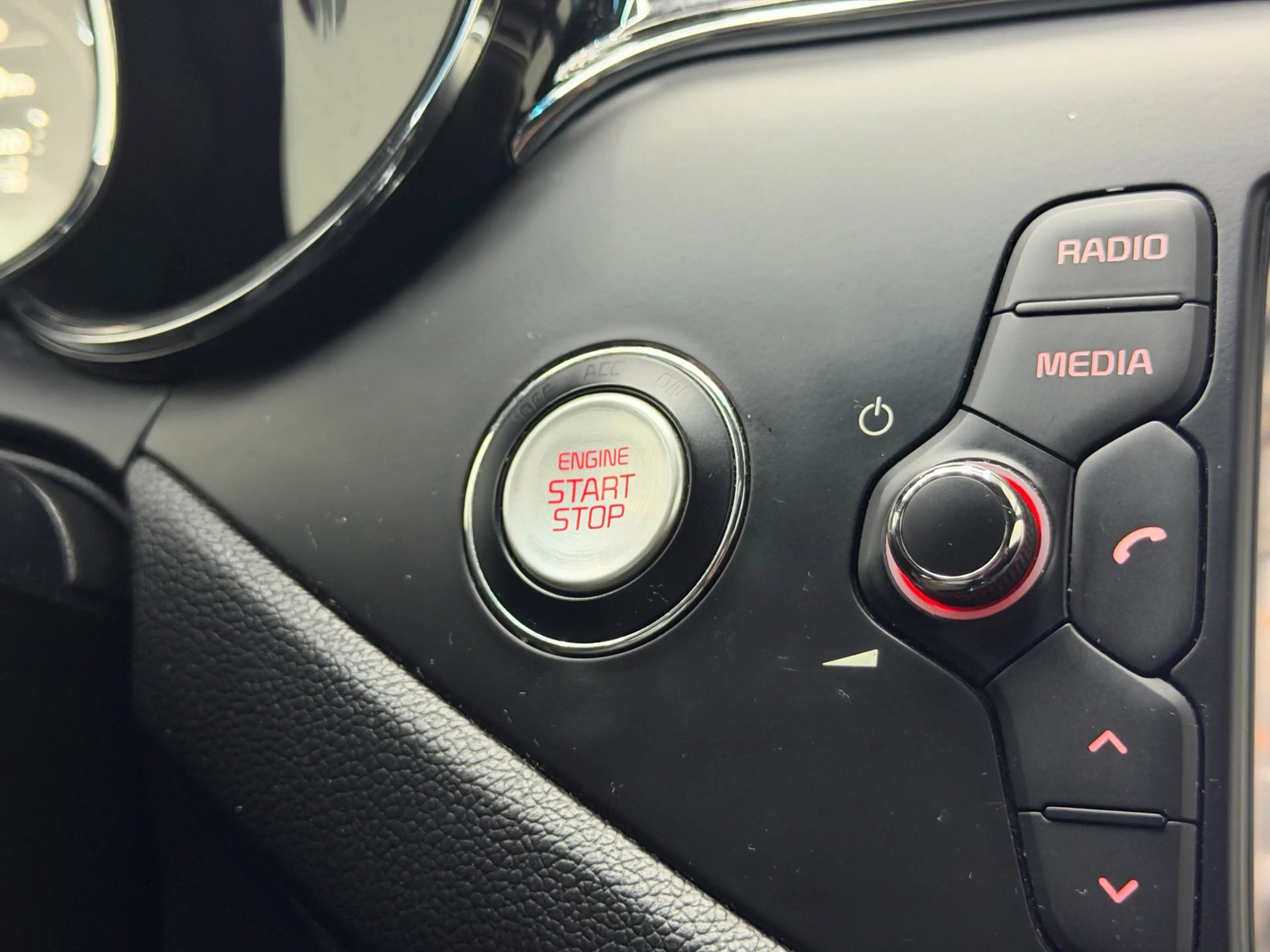 Kia ProCeed / pro_cee'd 1.0 T-GDi GT-Line - Camera - Clima - Cruise - LM V — photo 16