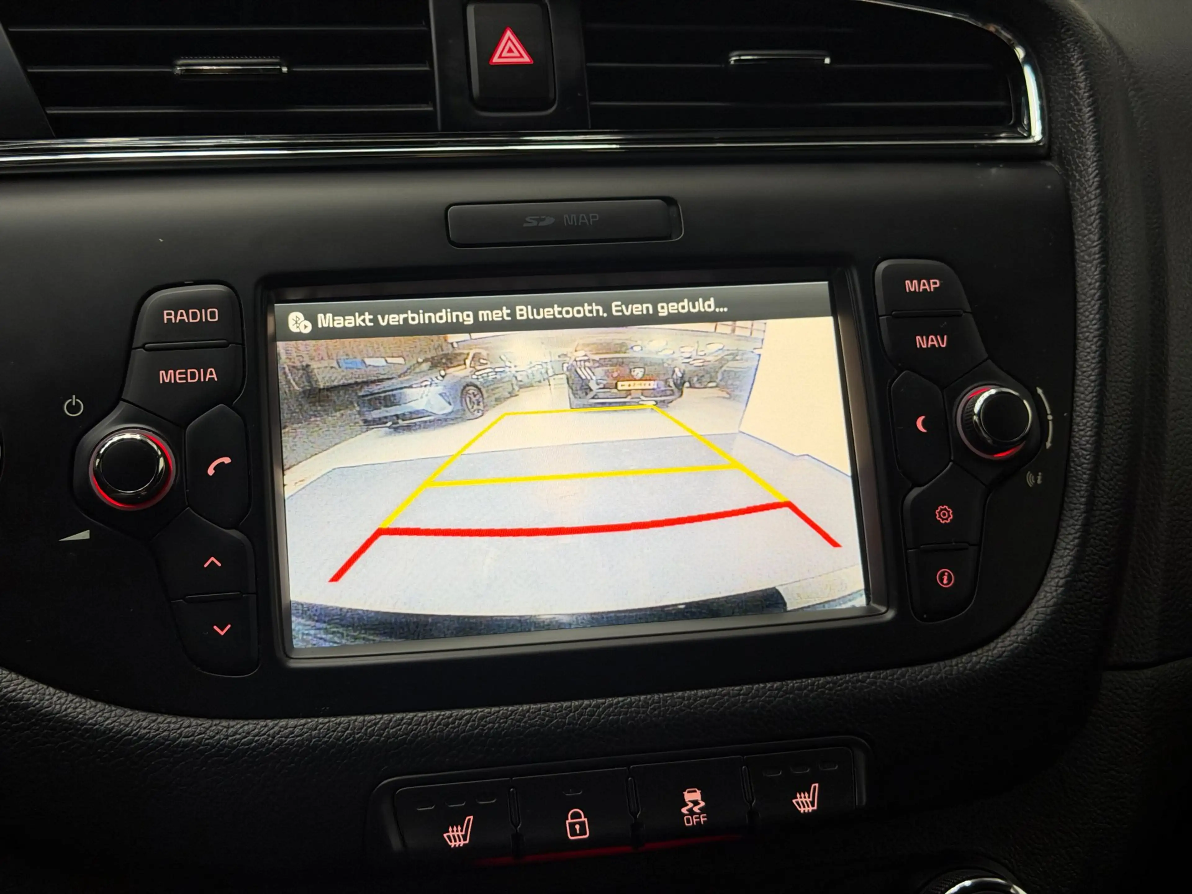 Kia ProCeed / pro_cee'd 1.0 T-GDi GT-Line - Camera - Clima - Cruise - LM V — photo 24