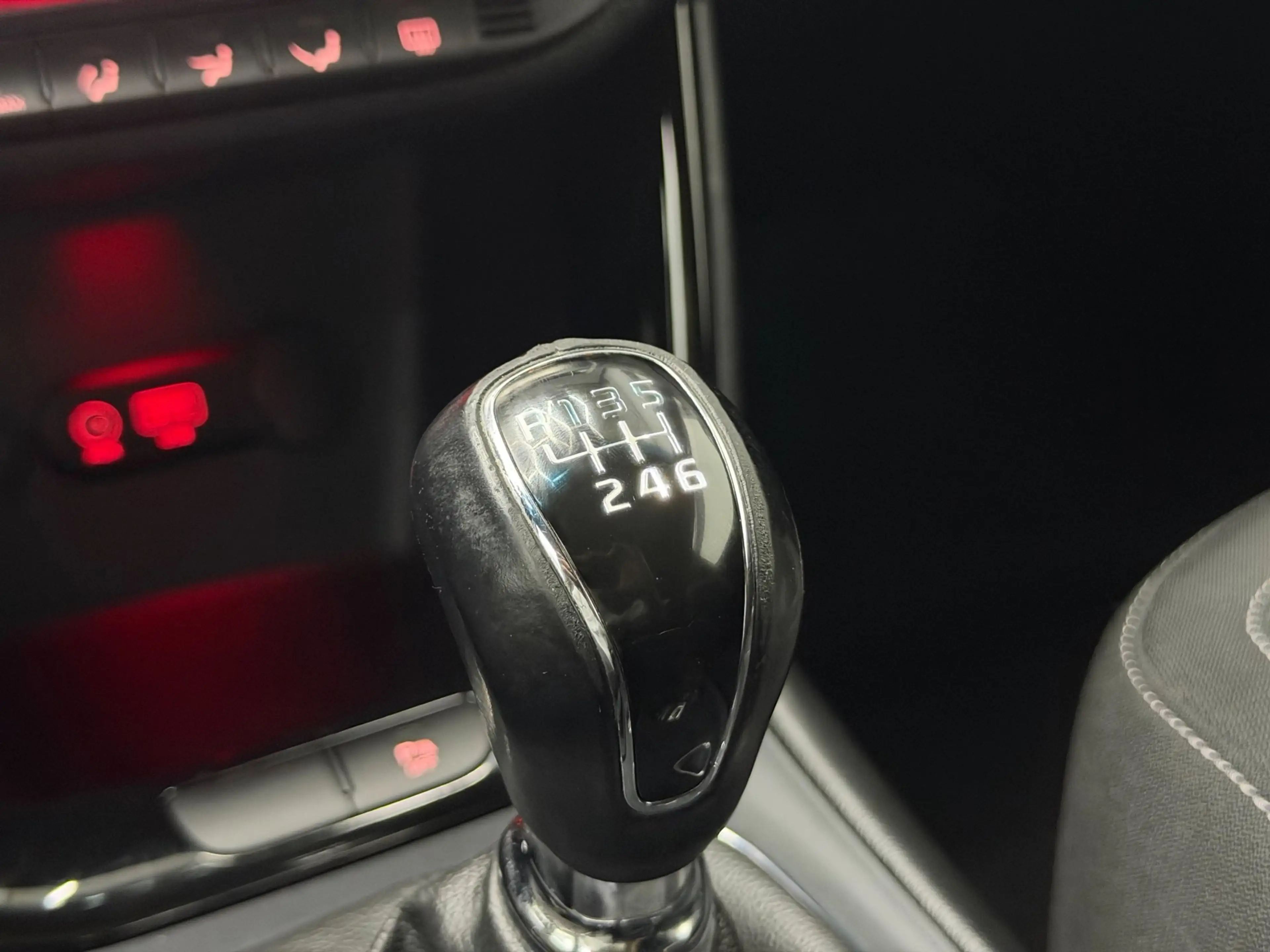 Kia ProCeed / pro_cee'd 1.0 T-GDi GT-Line - Camera - Clima - Cruise - LM V — photo 32