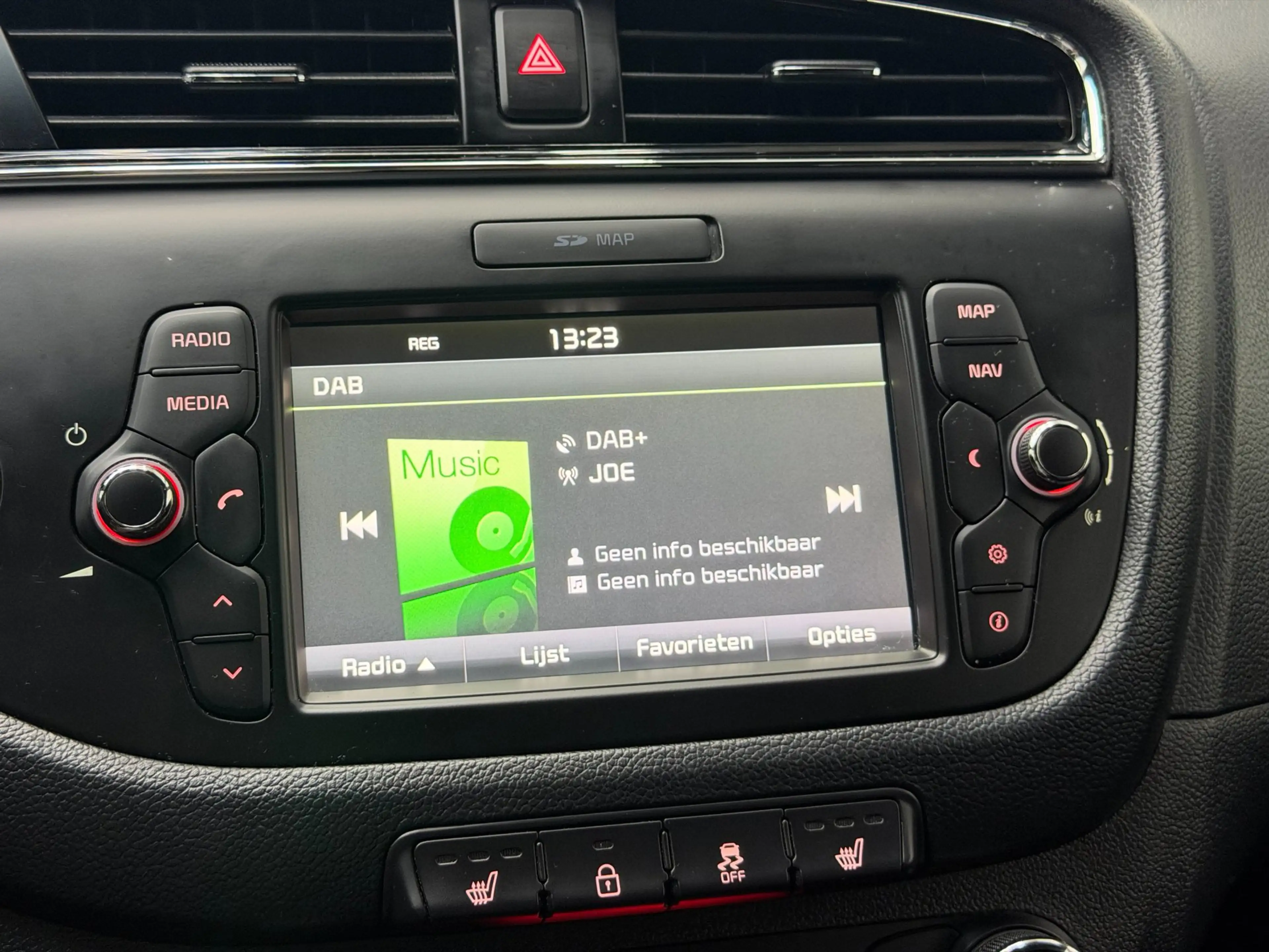 Kia ProCeed / pro_cee'd 1.0 T-GDi GT-Line - Camera - Clima - Cruise - LM V — photo 23