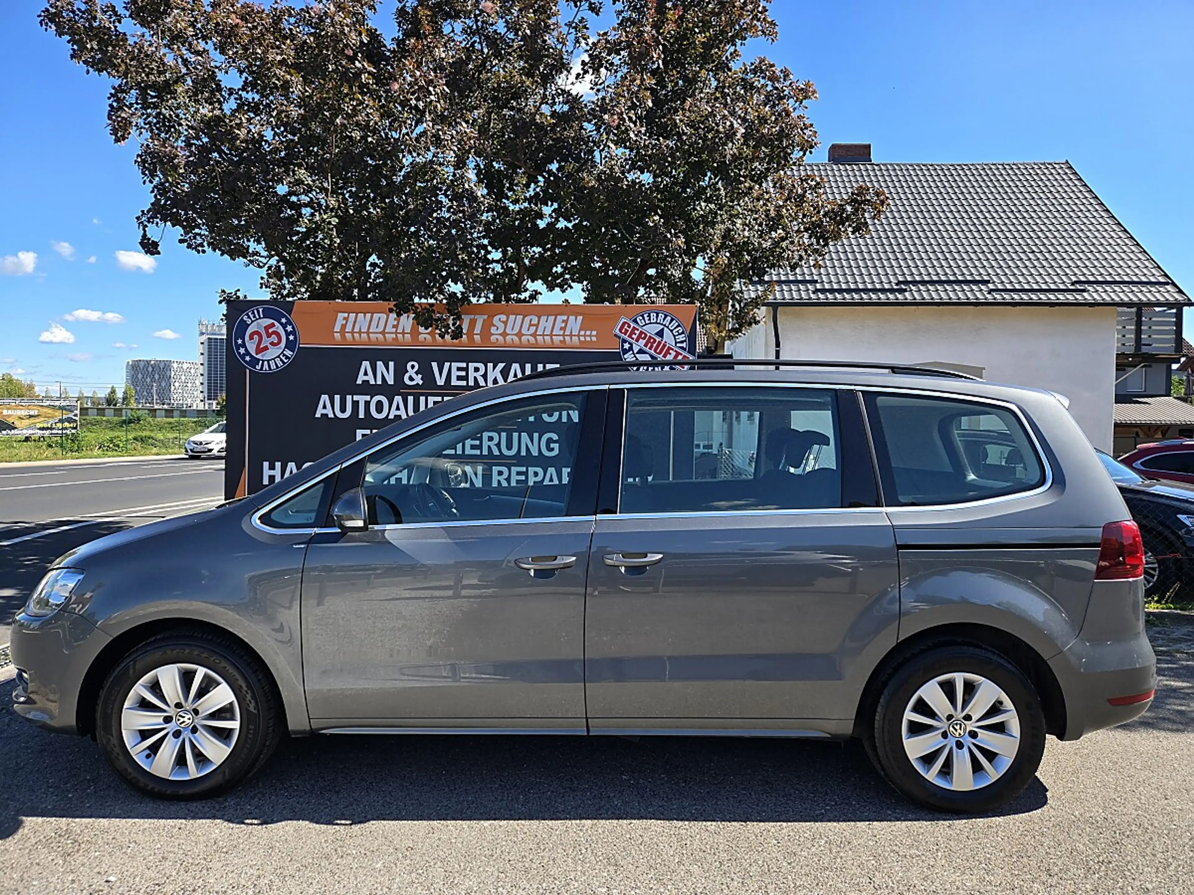 Volkswagen Sharan Business BMT SCR 2,0 TDI — photo 4