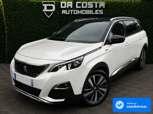2019 Peugeot 5008 in White for sale