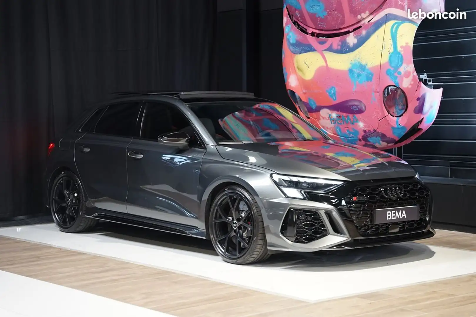 Audi RS3 8Y SPORTBACK 2.5 TFSI 400cv | Malus payé 2ème main Garantie Échappement Sport RS Phares Matrix Bang & Olufsen Toit Panora Grijs - 1