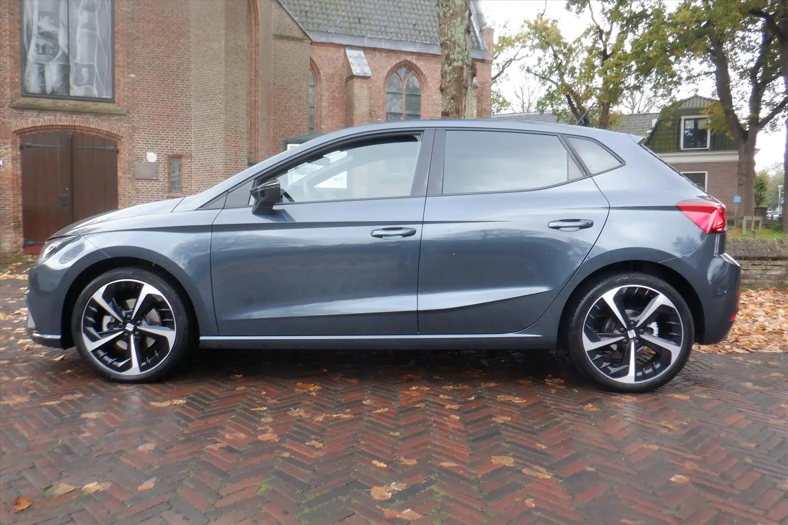 SEAT Ibiza 1.0 TSI 110pk DSG-7 FR Business Connect Bleu - 2