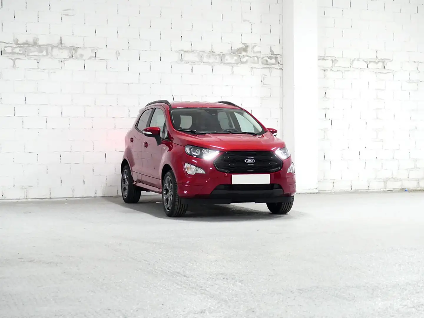 Ford EcoSport 1.0T ECOBOOST 92KW ST LINE 125 5P Rood - 2