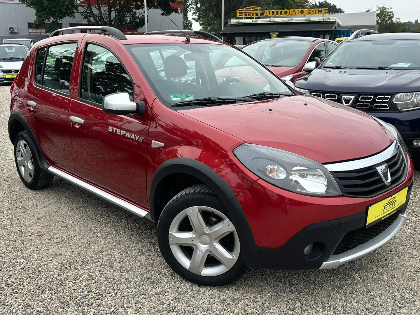 Dacia Sandero Stepway 1.6*98TKM*LPG*Klima*TÜV NEU Rot - 1