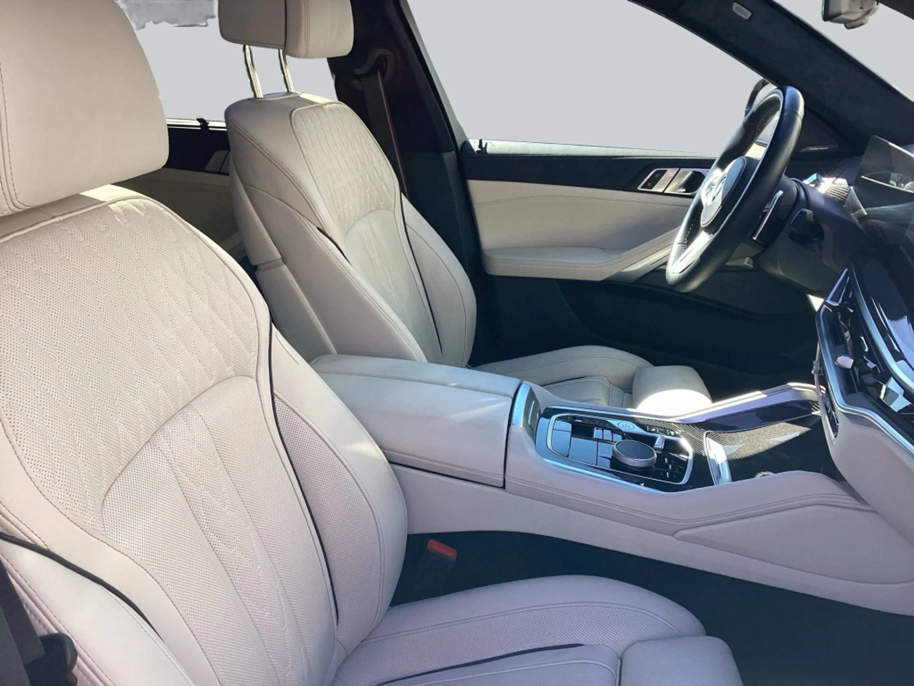 BMW X6 M i xDrive Pano* LED* Harman/Kardon* SHZ* — photo 13
