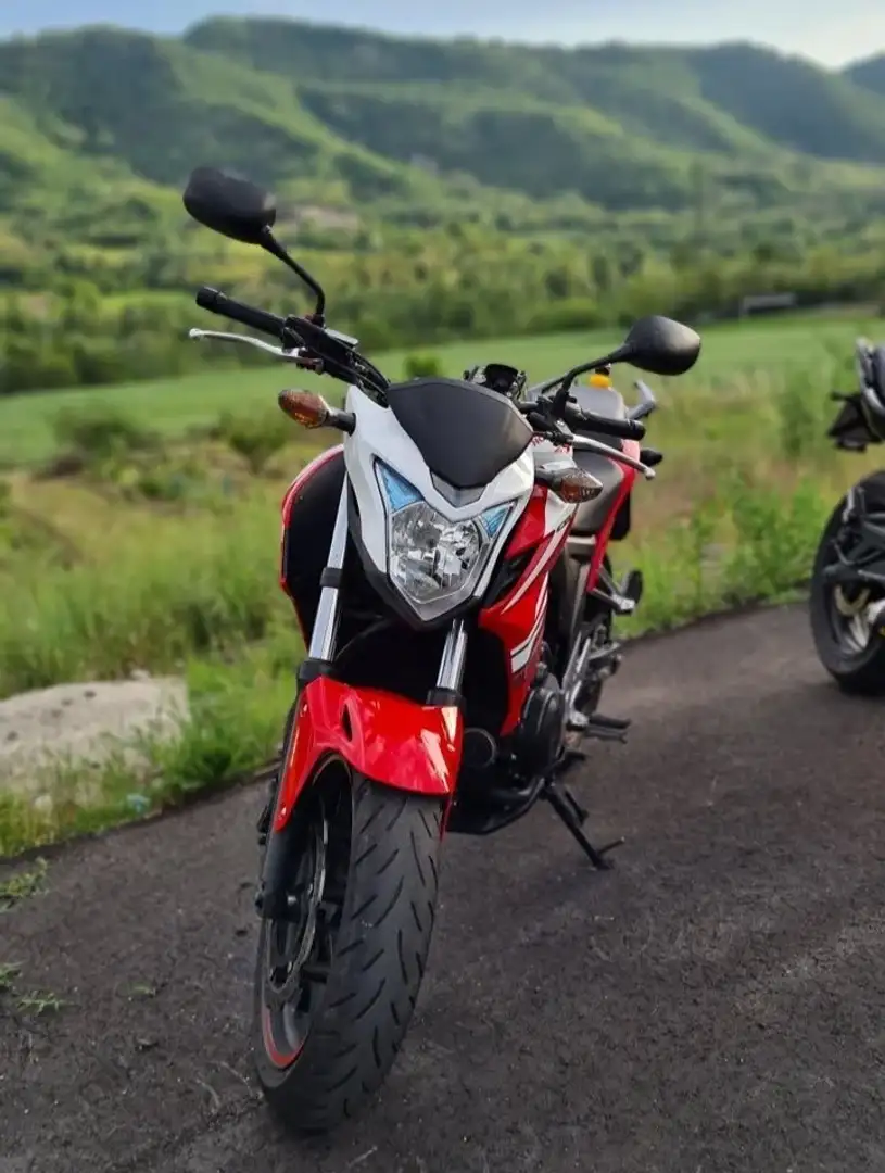 Honda CBR 500 F Wit - 1