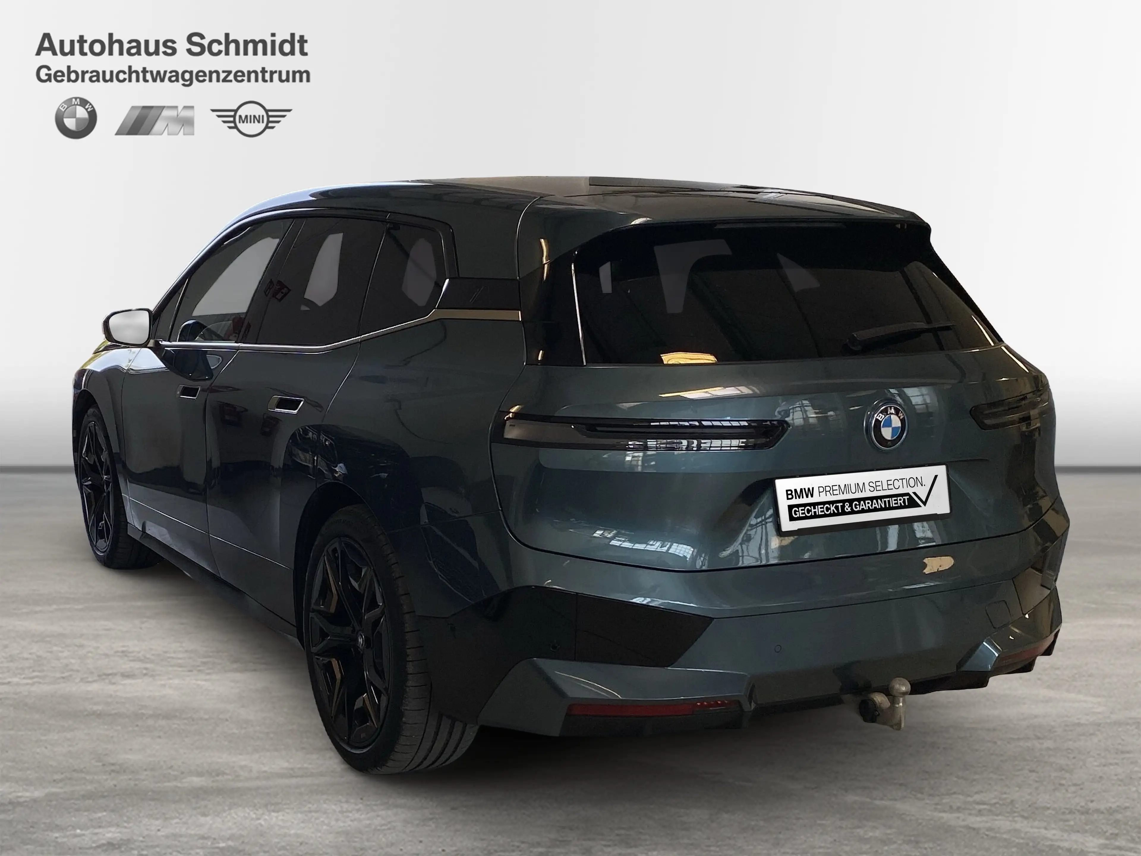 BMW iX M60 *22"*LC Prof.*HUD*B&W*Pano*AHK*Laser*Adapt.2-A — photo 3