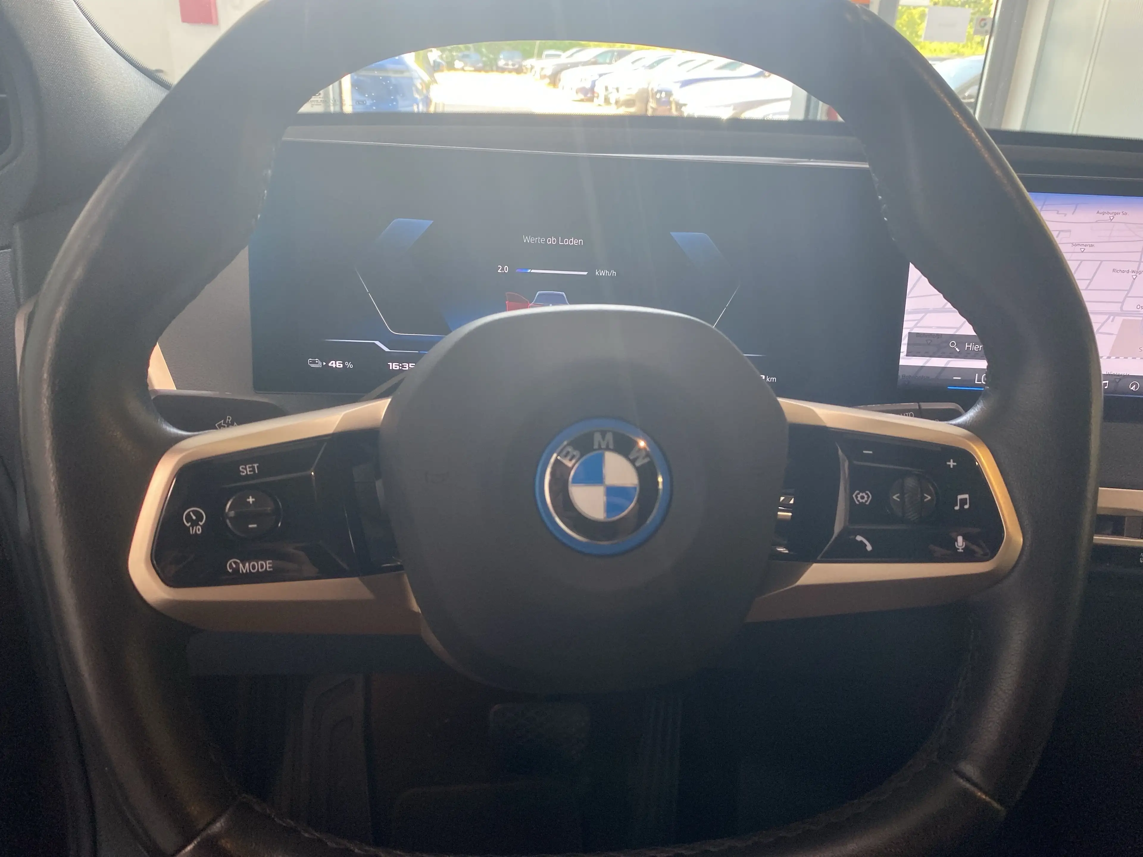 BMW iX M60 *22"*LC Prof.*HUD*B&W*Pano*AHK*Laser*Adapt.2-A — photo 23