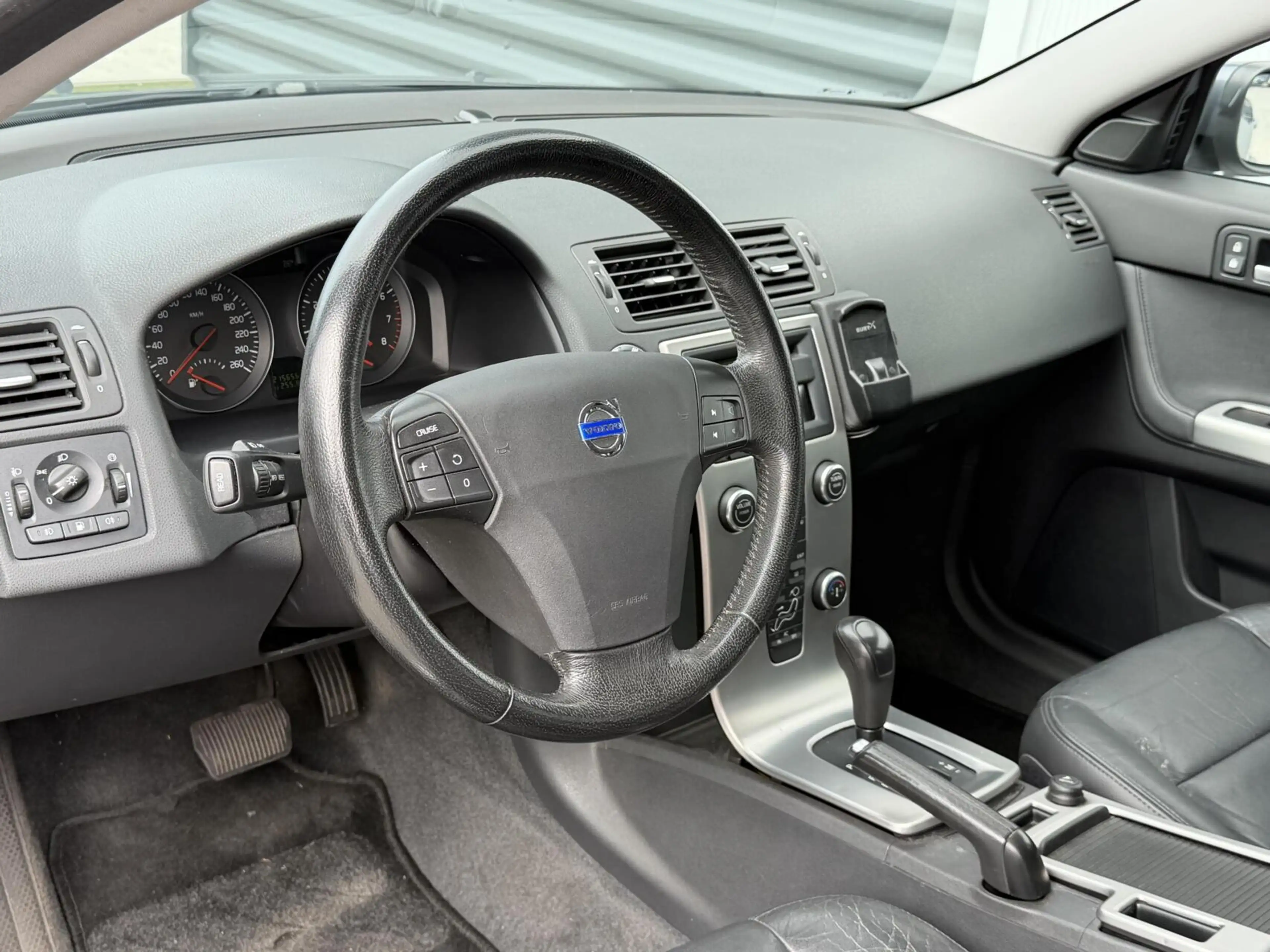 Volvo V50 2.4 Momentum - Erg netjes - Goed onderhouden - NAP — photo 11