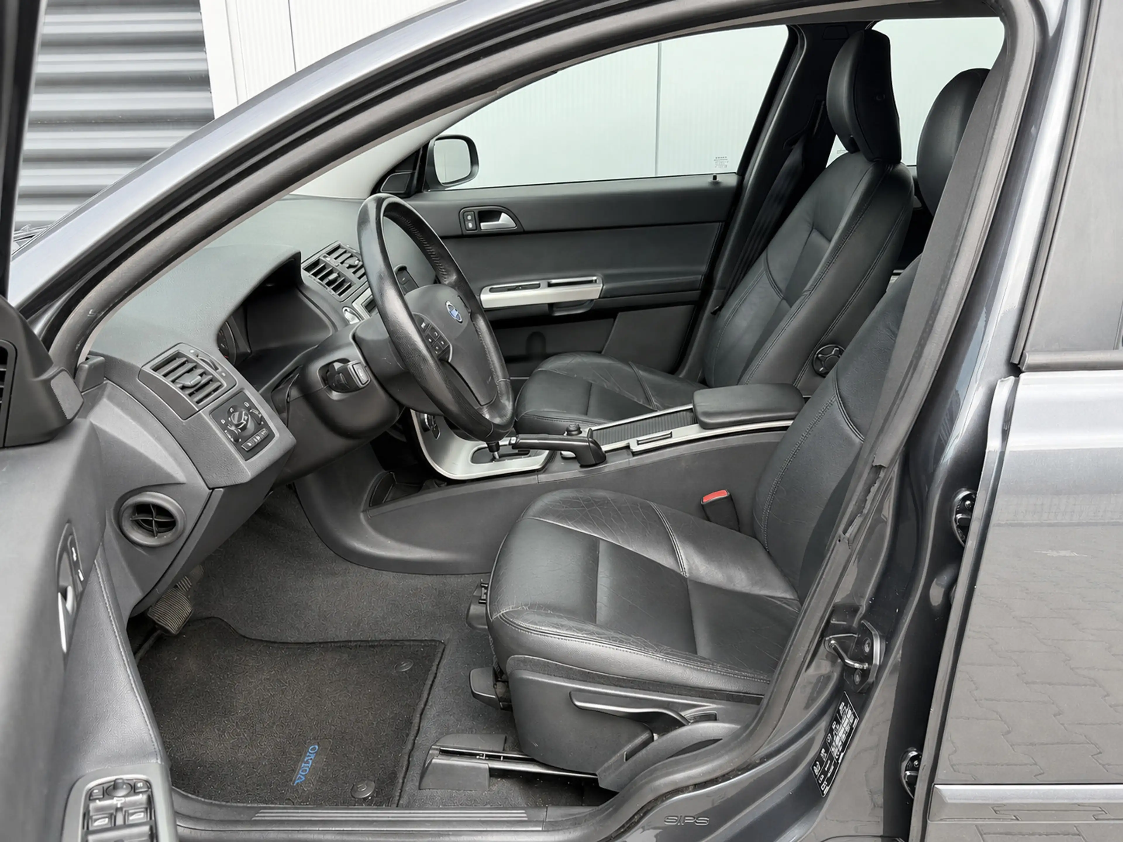 Volvo V50 2.4 Momentum - Erg netjes - Goed onderhouden - NAP — photo 10